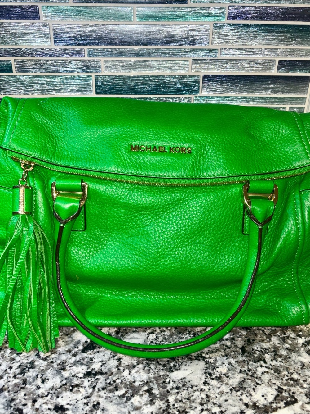Limited edition Michael Kors Kelly Green leather selma handbag with tassel zip! - Picture 2 of 12